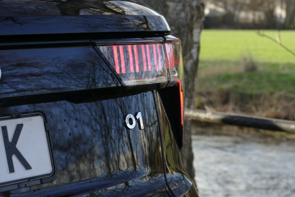 Lynk&Co 01 taillights