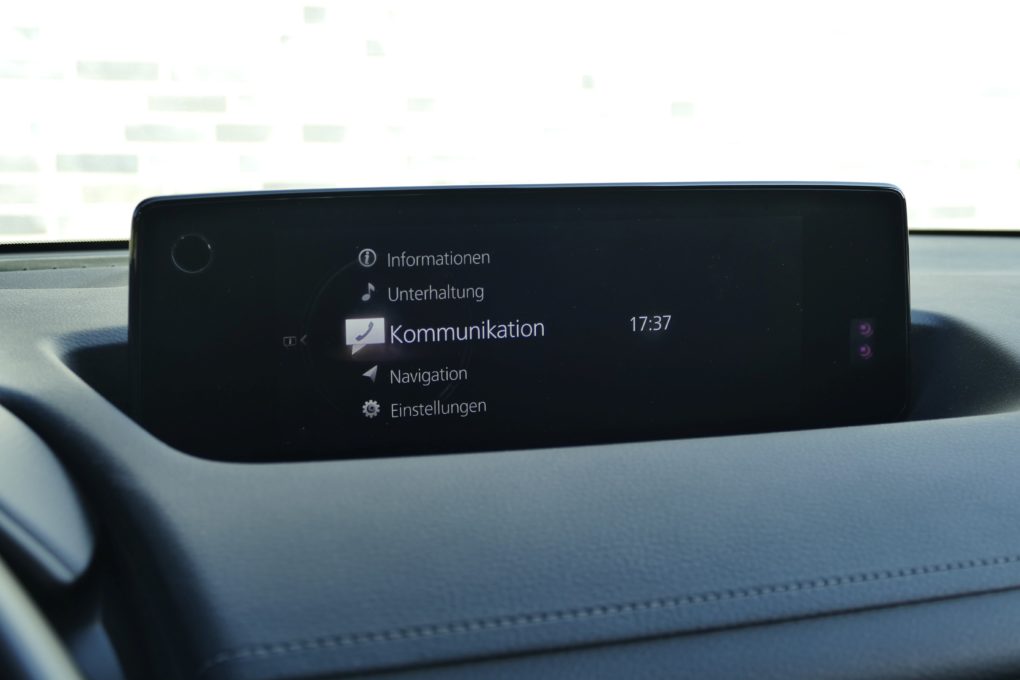 Mazda MX30 infotainment