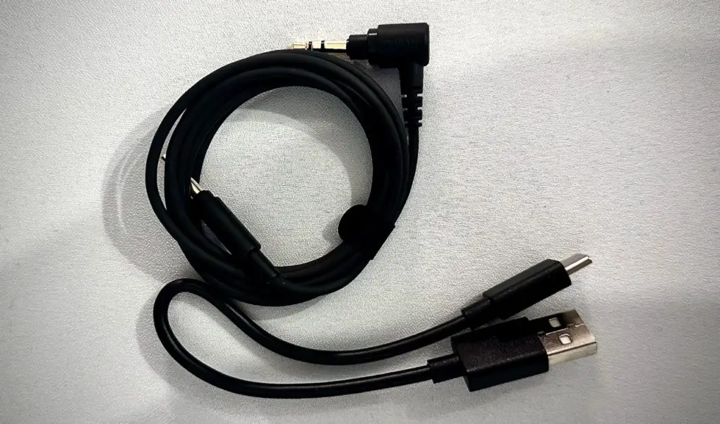 Sony WH-1000XM5 Kabel