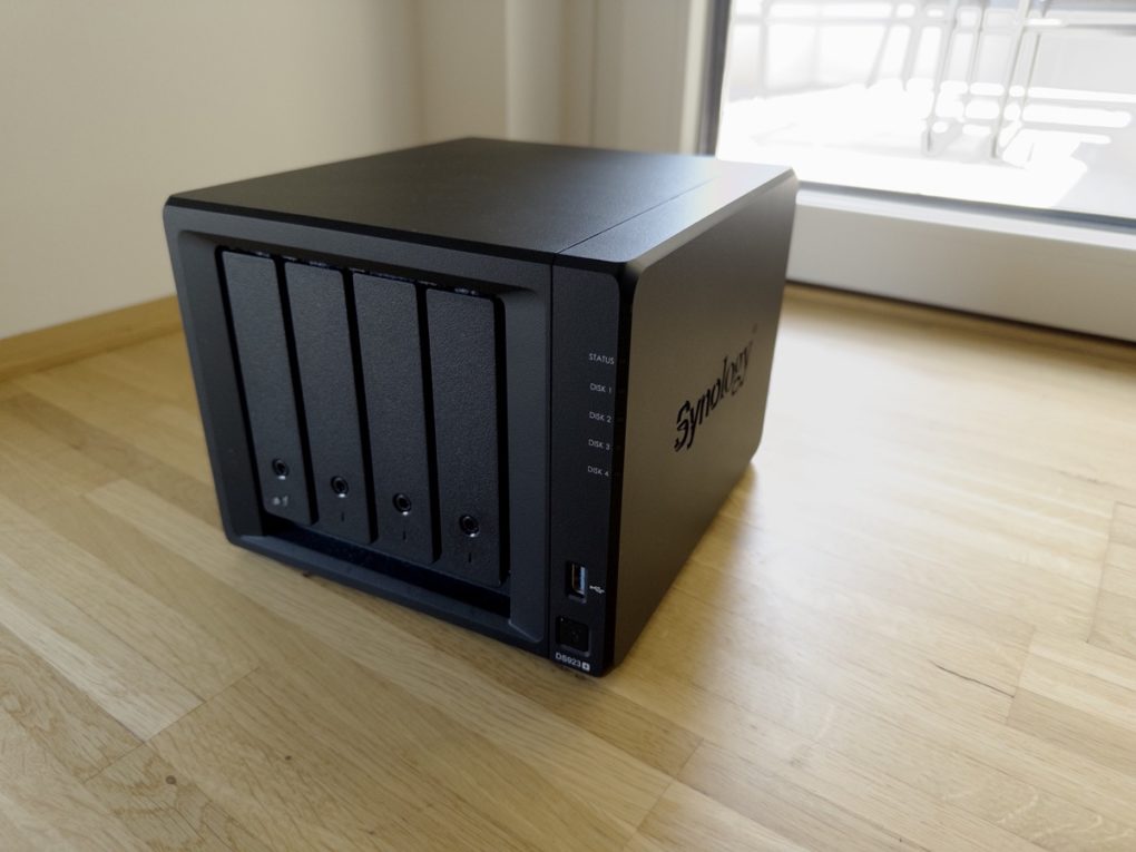 Synology DS923+ front