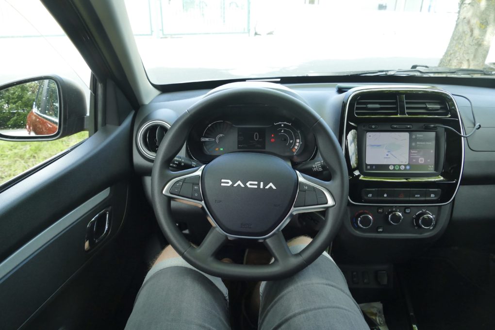 Dacia Spring Electric 45 driver's position