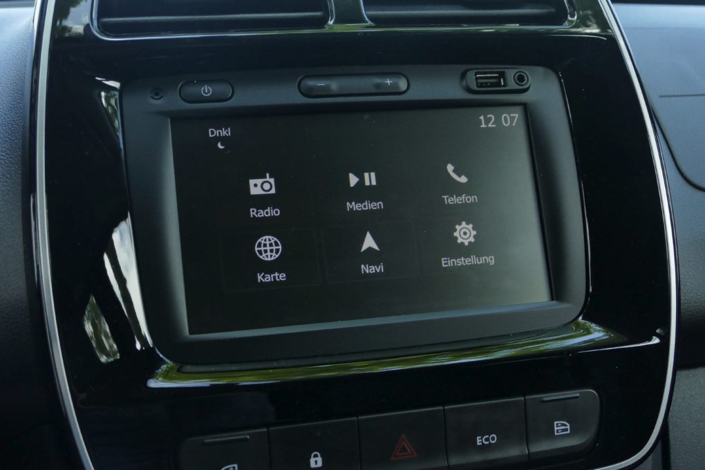 Dacia Spring Electric 45 radio