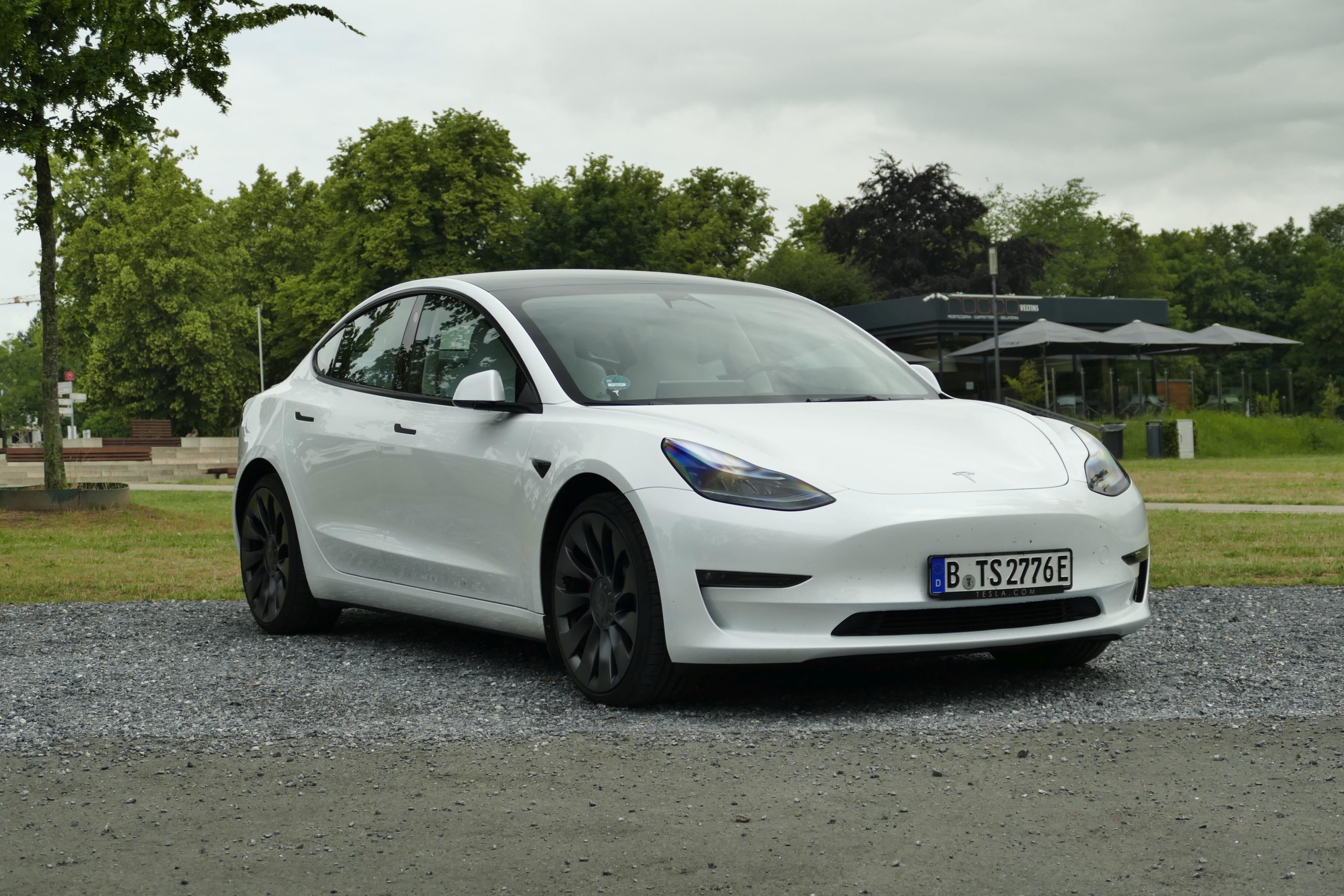 Auto Becherhalter für Tesla Model 3 / Y Grau