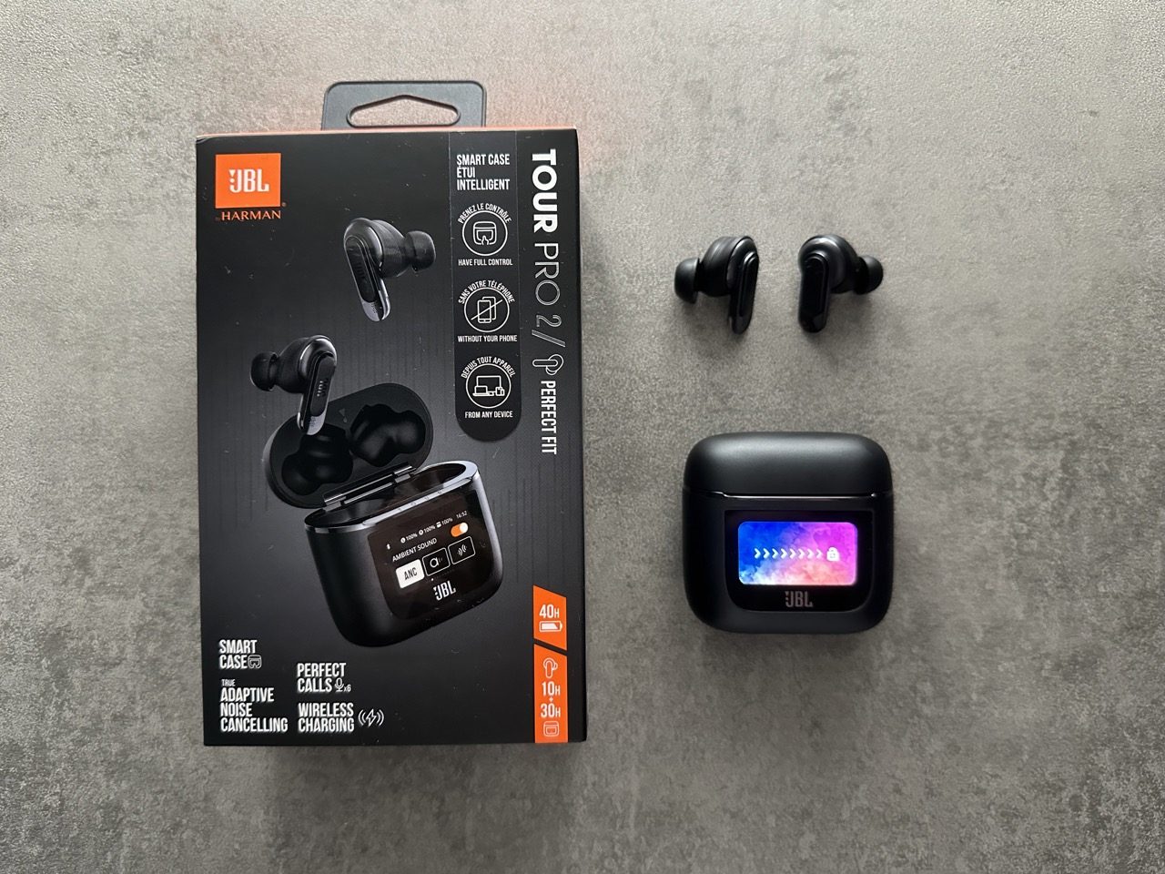 JBL Tour Pro 2 im Test: Was können die In-Ears mit Smart-Case?