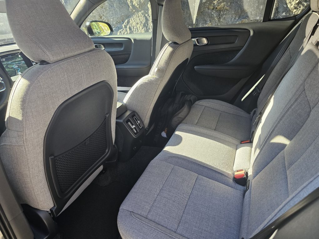 Volvo C40 Recharge rear seat