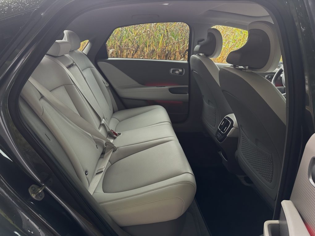 Hyundai IONIQ 6 back seat