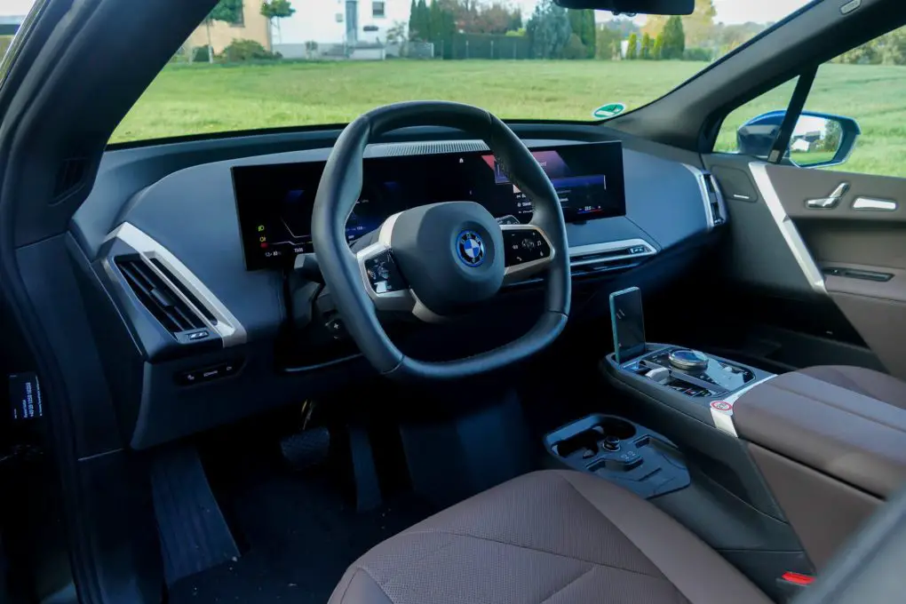 BMW iX xDrive50 Innenraum