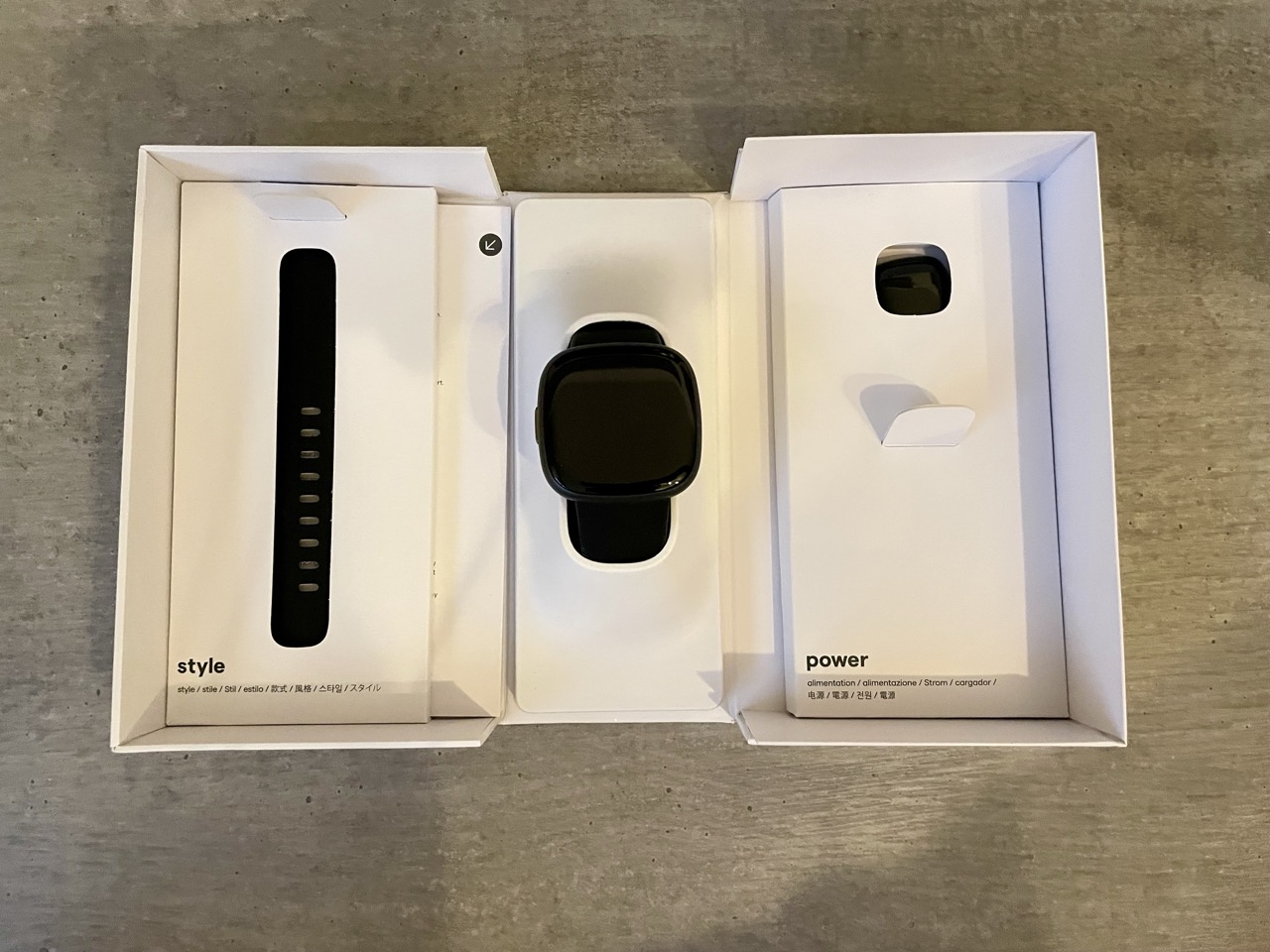 Fitbit Versa 4 Verpackung