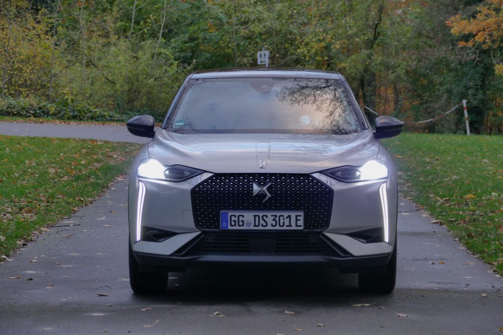 DS3 E-Tense Front