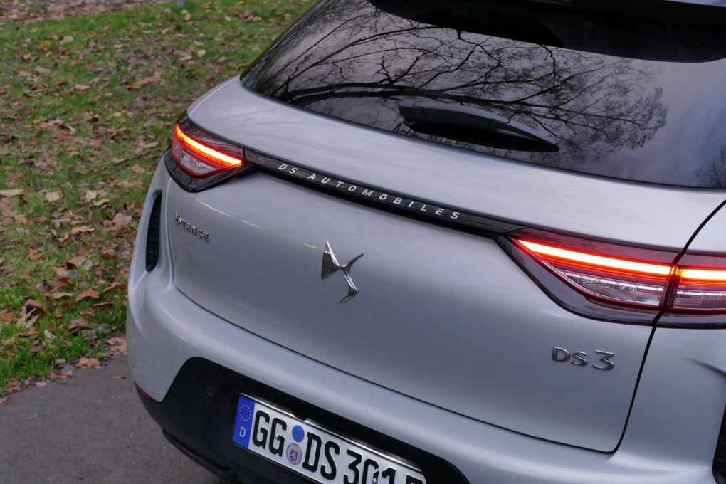 DS3 E-Tense rear 2