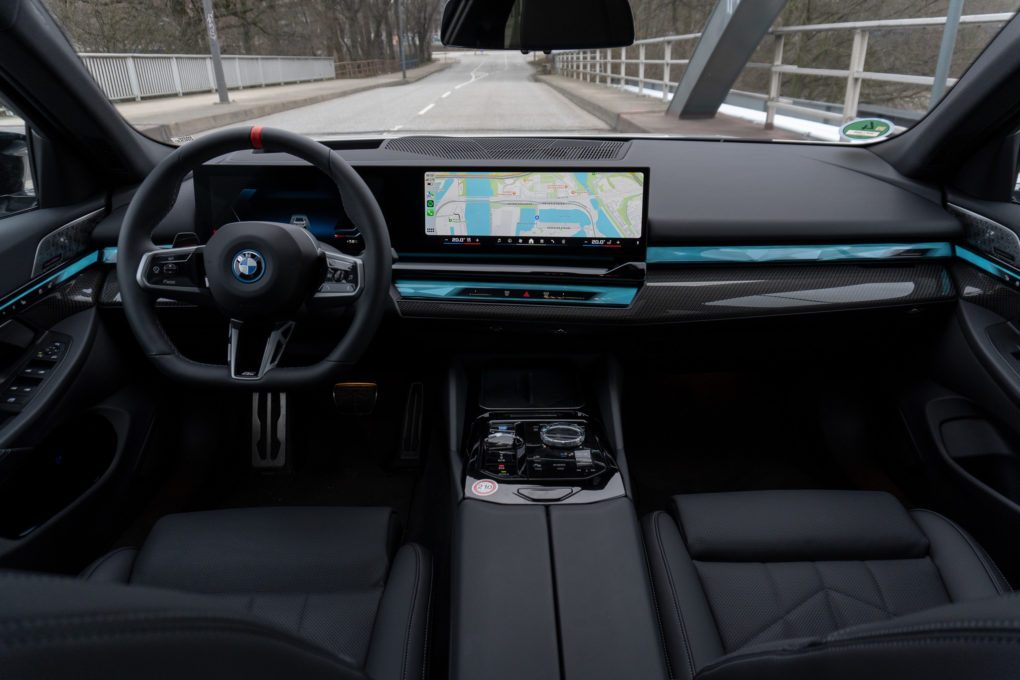 BMW i5 M60 interior