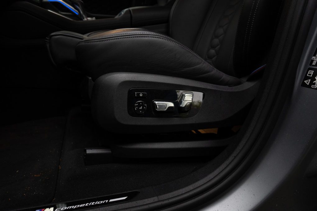 BMW X6 M Competition Sitzsteuerung