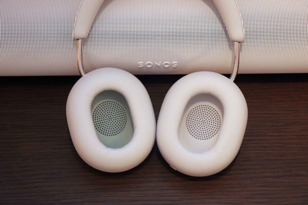 Sonos Ace Soft White inside