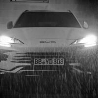 BYD Seal UMD I Boost: BYD Bild im HONOR 200 Pro Portrait Harcourt Modus erstellt