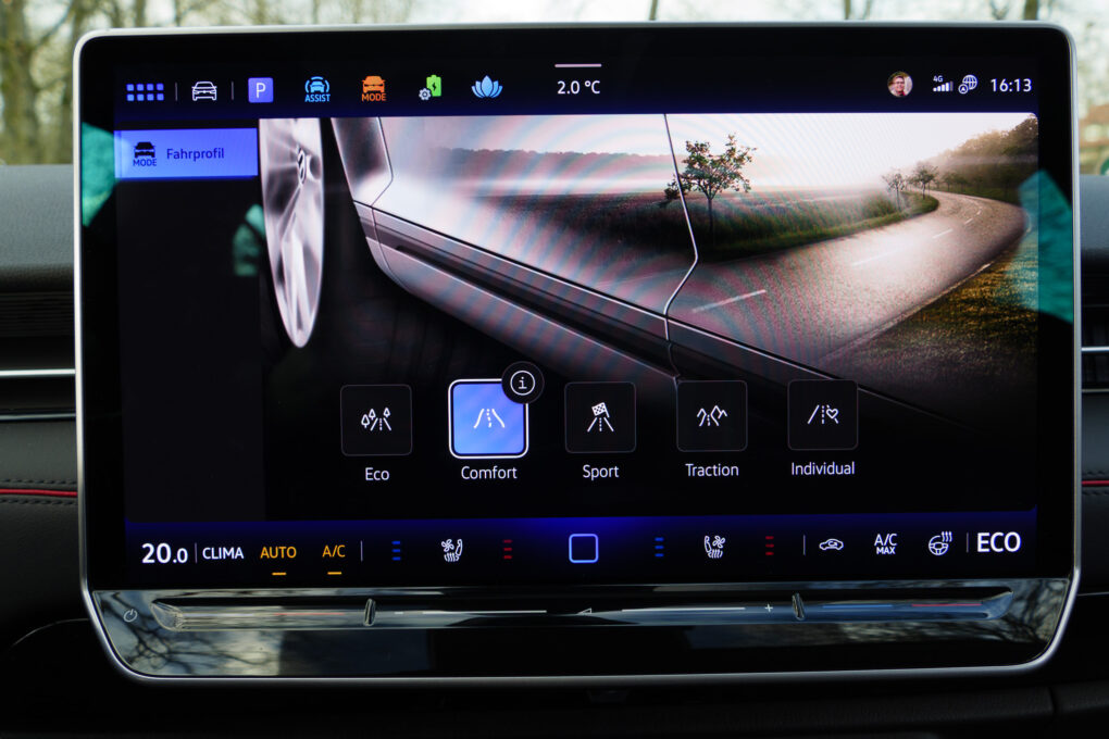 VW ID.7 GTX Display 4