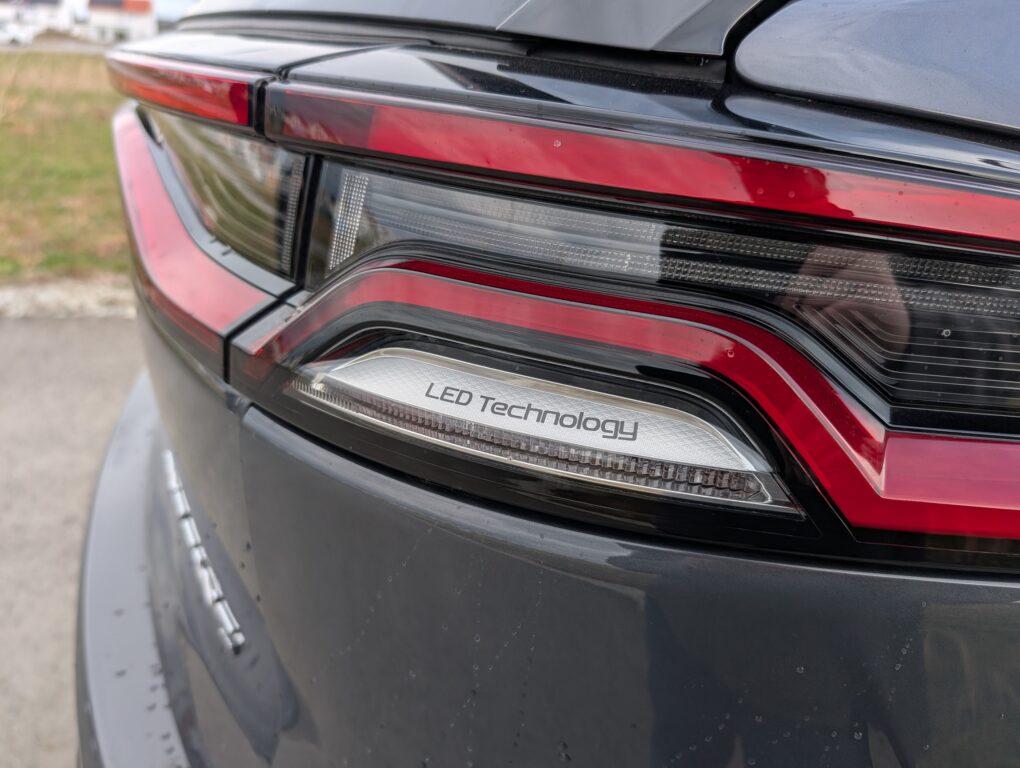 BYD Tang LED