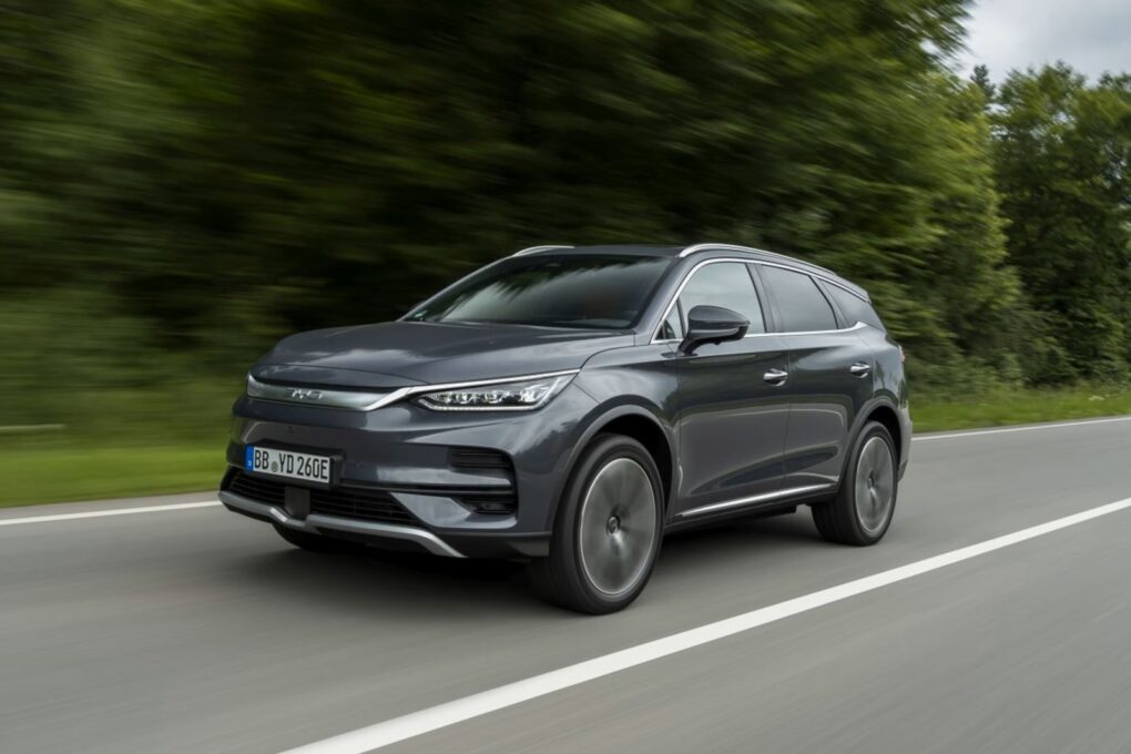 BYD Tang dynamisch vorne