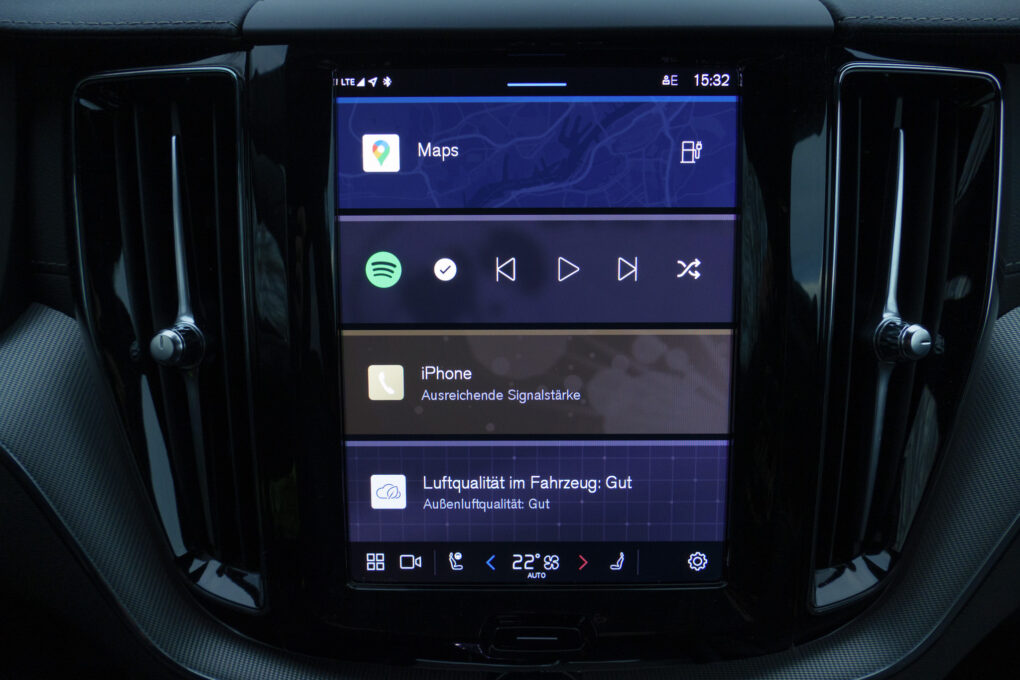 Volvo XC60 T8 Recharge Infotainment Home