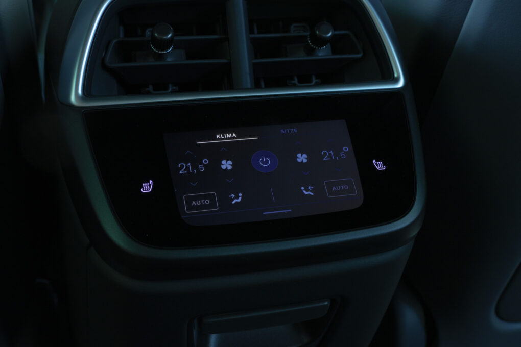 Lucid Air Pure Rücksitz Bedienelement 2