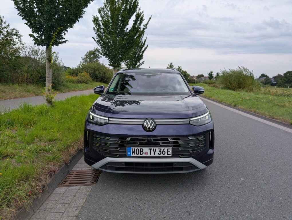 VW Tayron eHybrid Front