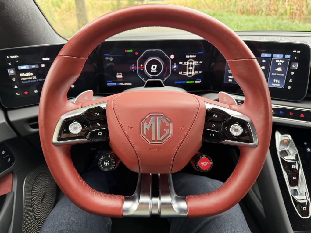 MG Cyberster Cockpit