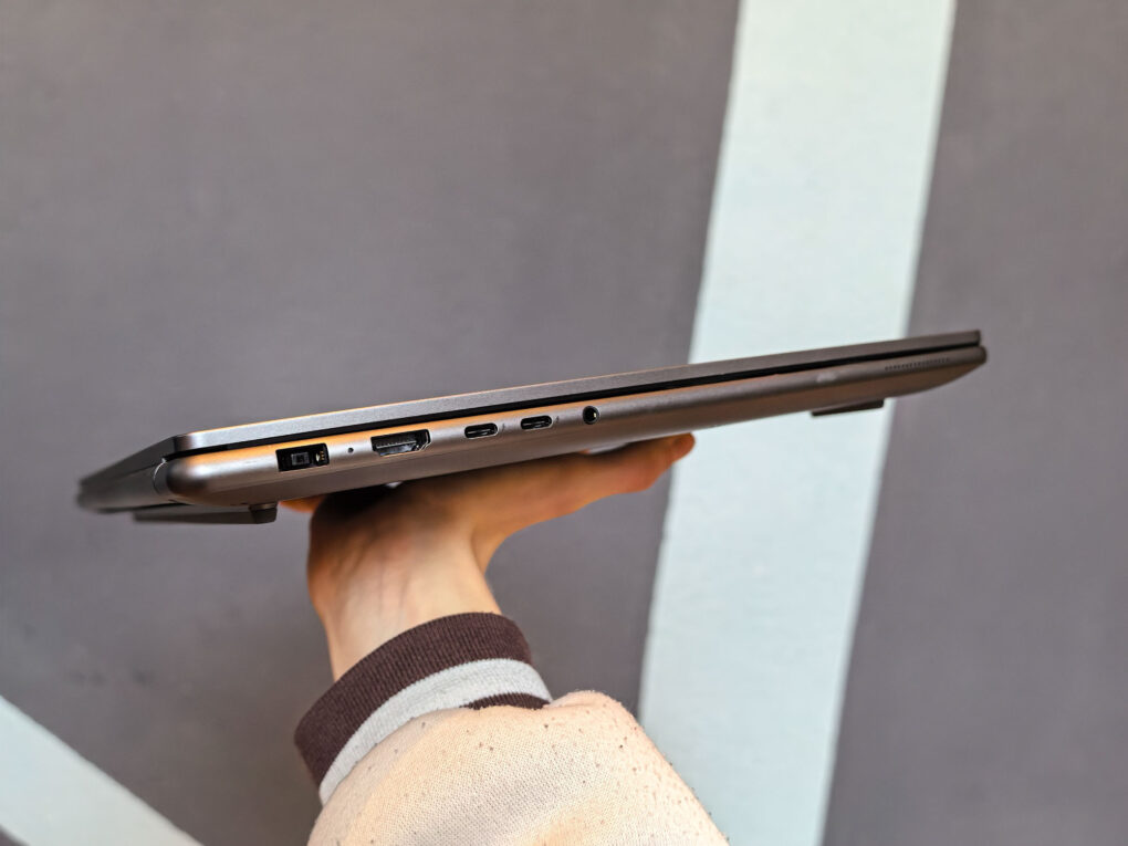 Lenovo Yoga Pro 9i Aura Edition Design 6