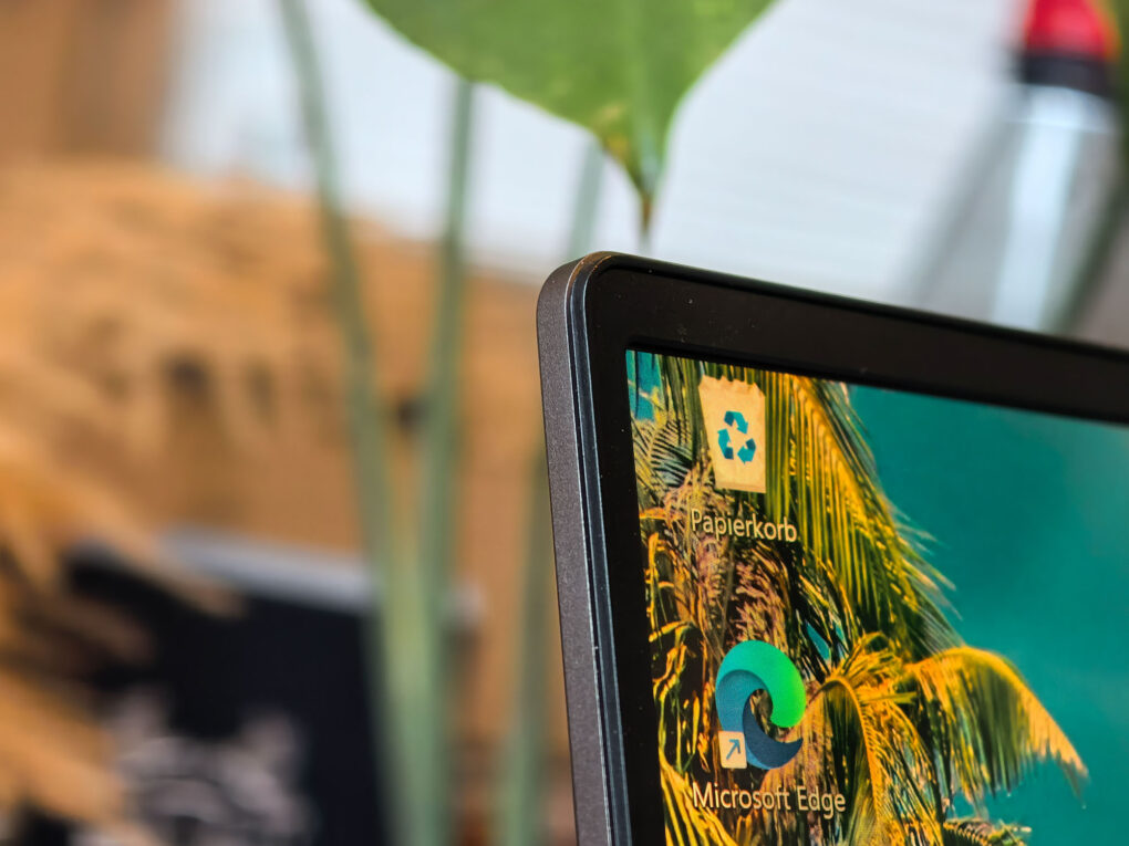 Lenovo Yoga Pro 9i Aura Edition Design 9