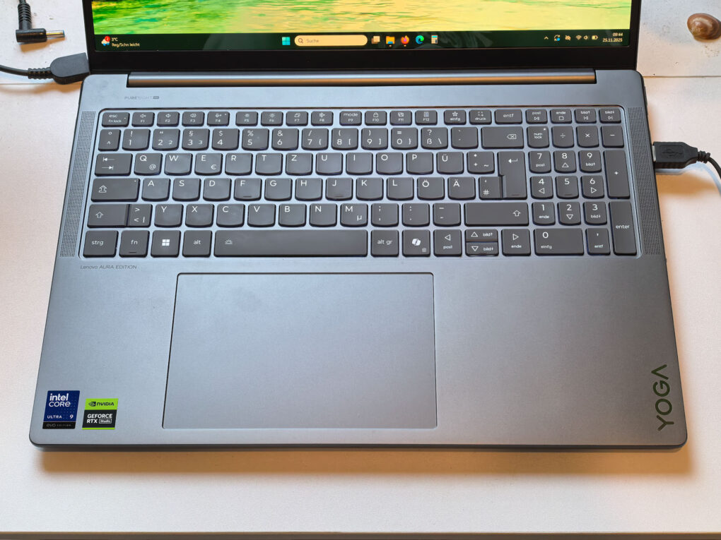 Lenovo Yoga Pro 9i Aura Edition Tastatur 1