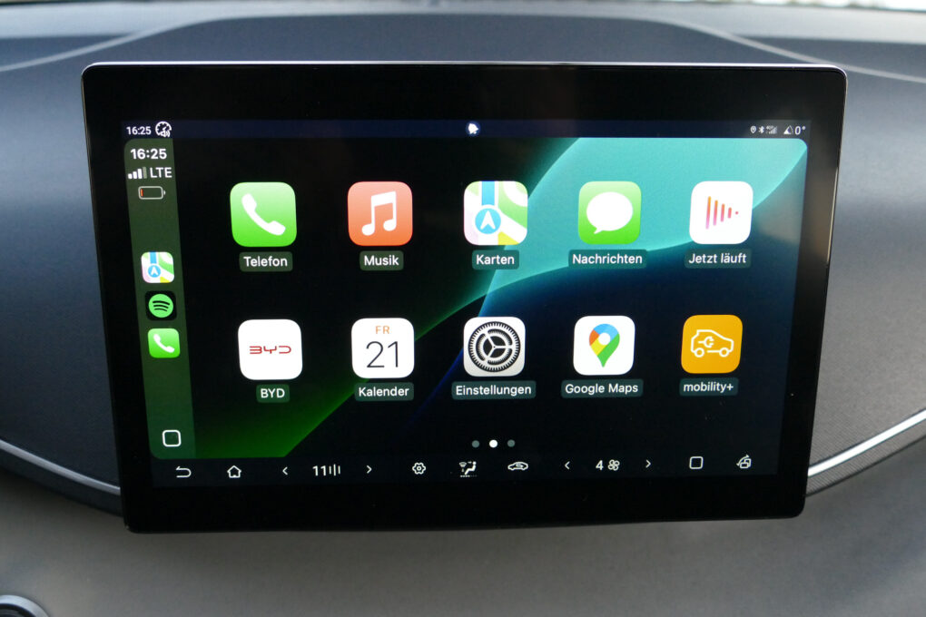 BYD Dolphin Surf CarPlay