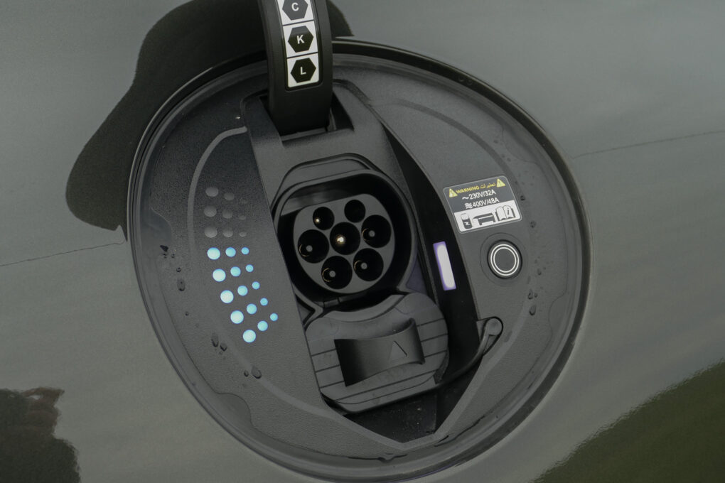 Genesis GV60 Ladeklappe