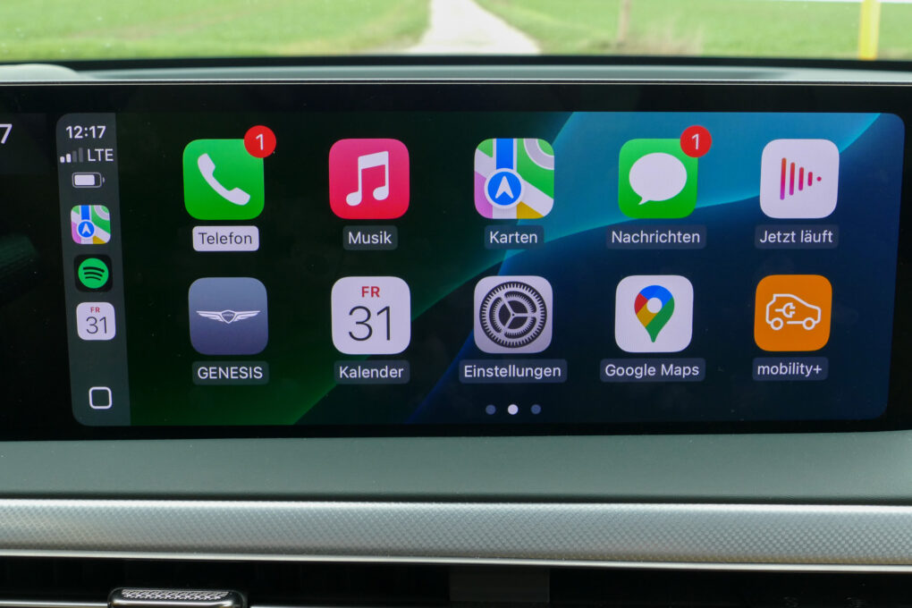 Genesis GV60 Apple CarPlay