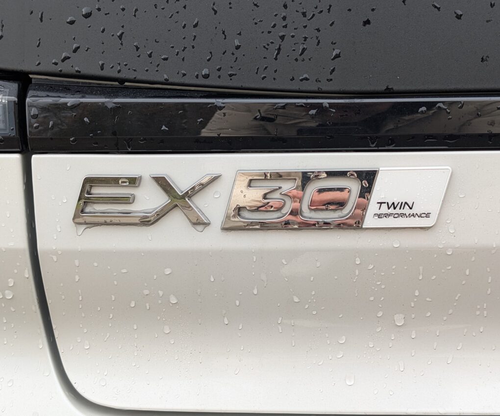 Volvo EX30 Twin Motor