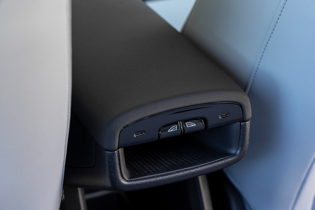 Volvo EX30 USB-C