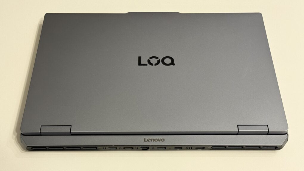 Lenovo LOQ 17IRX10 Deckel
