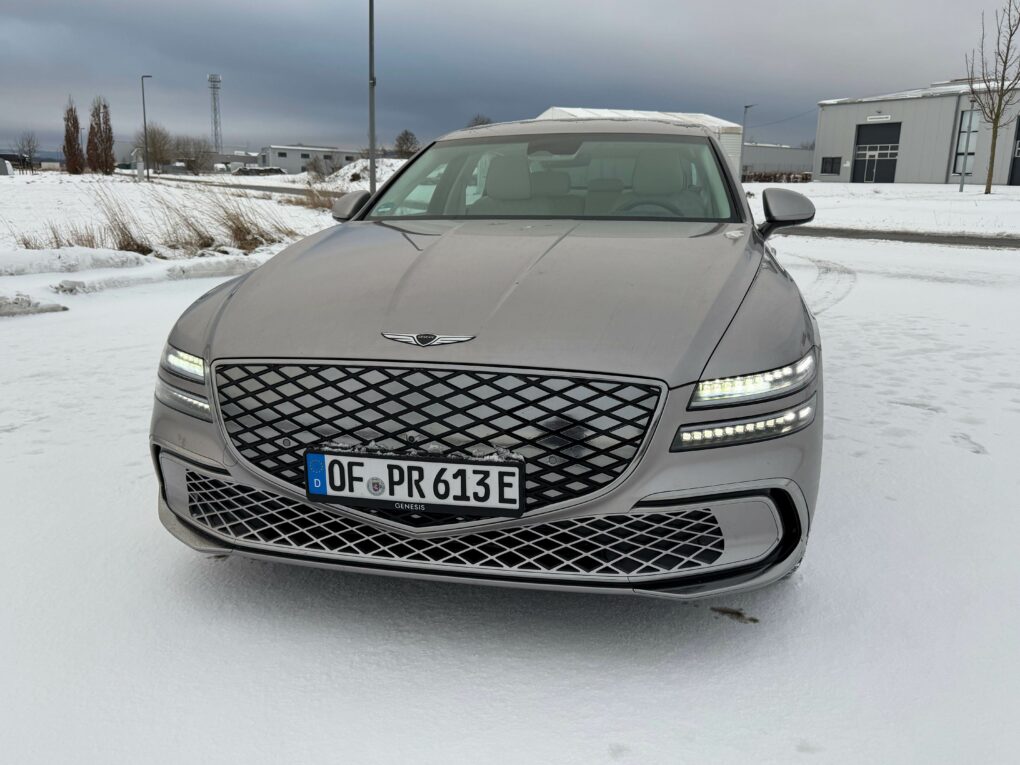Genesis G80 Front