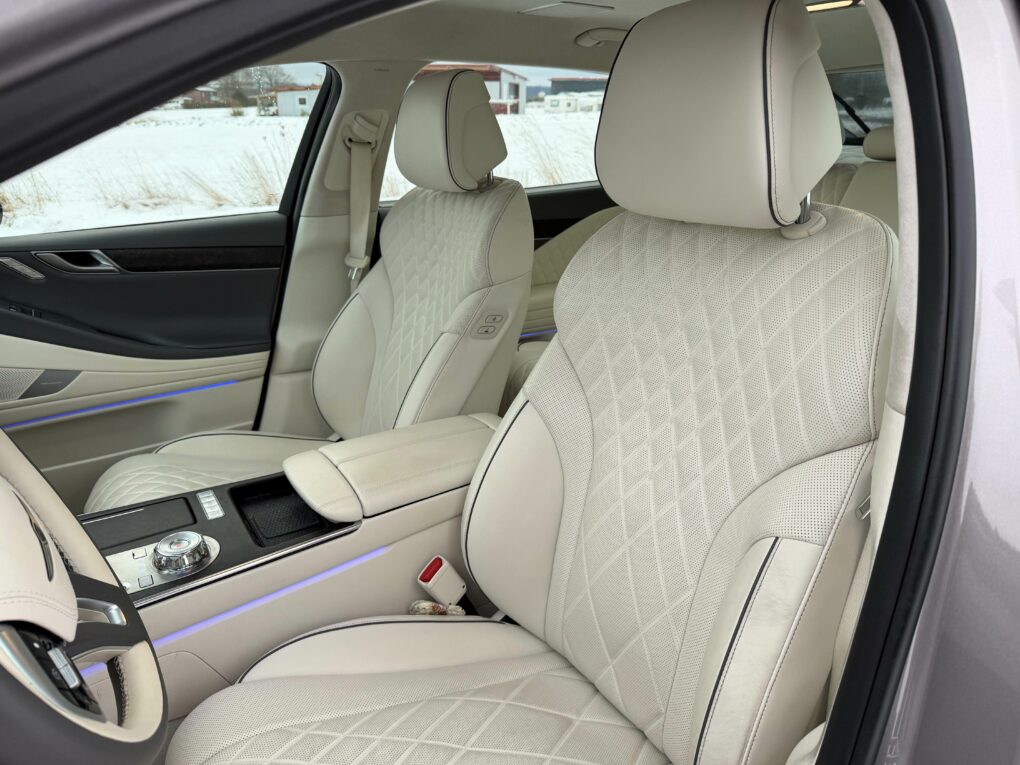 Genesis G80 Sitze vorne