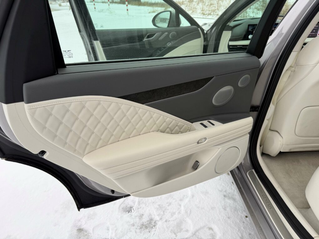 Genesis G80 Tür hinten