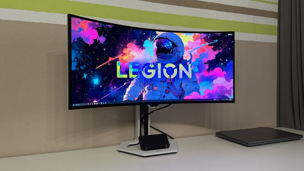 Lenovo Legion Pro 34WD-10 Front Seite