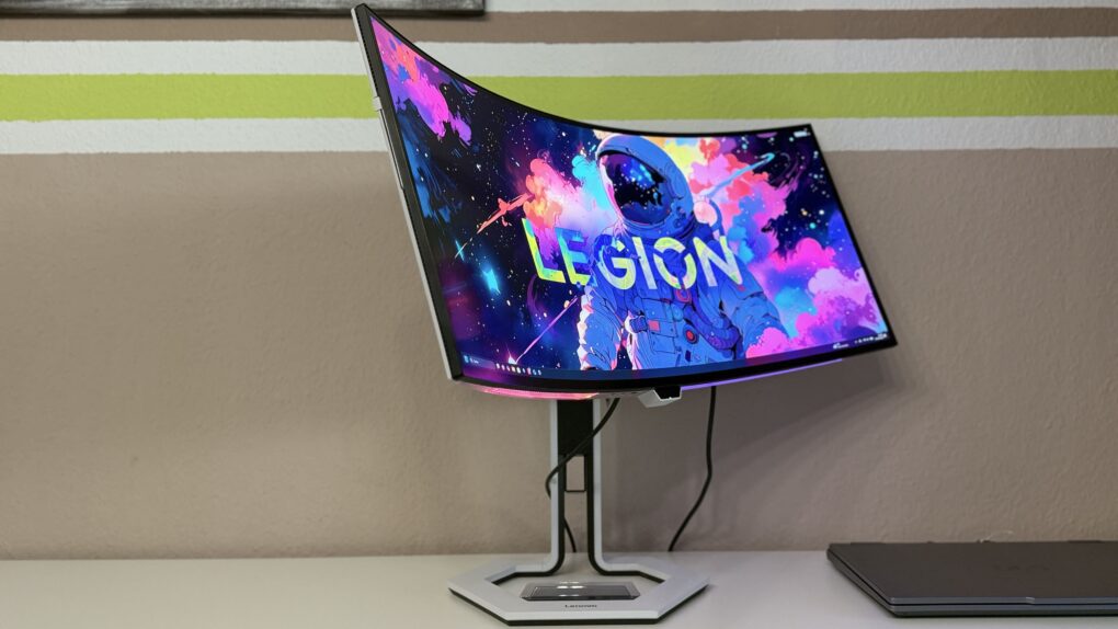 Lenovo Legion Pro 34WD-10 Verstellmöglichkeit rechts oben