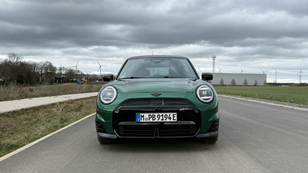 Mini Cooper SE Front