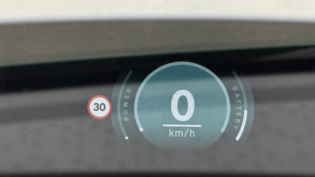 Mini Cooper SE HUD