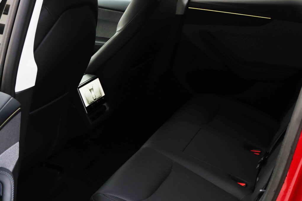 Tesla Model Y Test Rücksitzbank