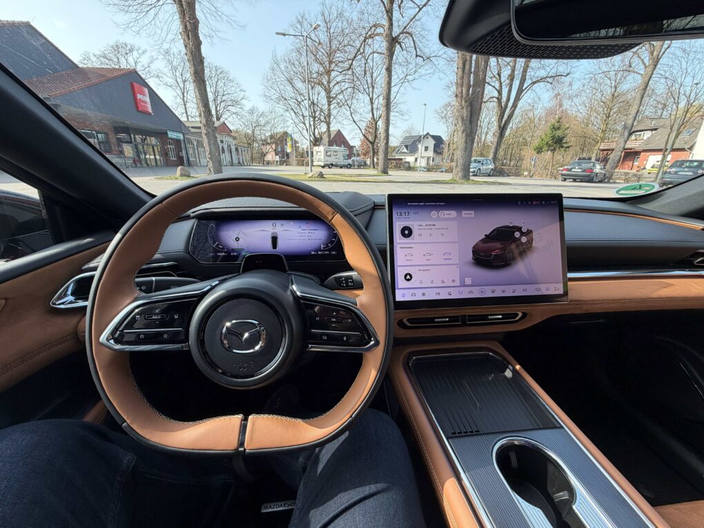 Mazda 6e Cockpit POV