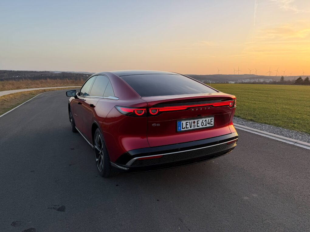 Mazda 6e Heck schräg