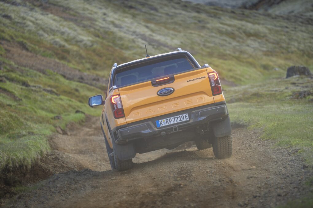Ford Ranger PHEV Offroad hinten