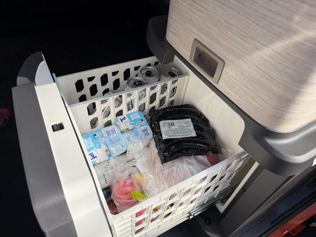 VW California eHybrid Kühlschrank