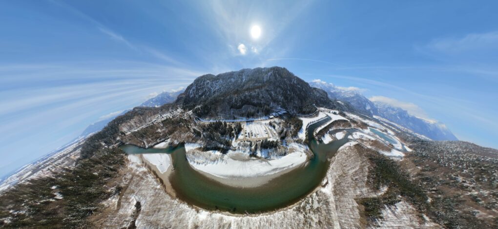 DJI Avata 360 Bergpanorama