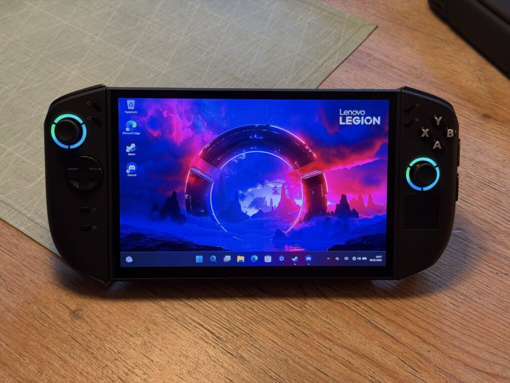 Lenovo Legion Go 2 Display