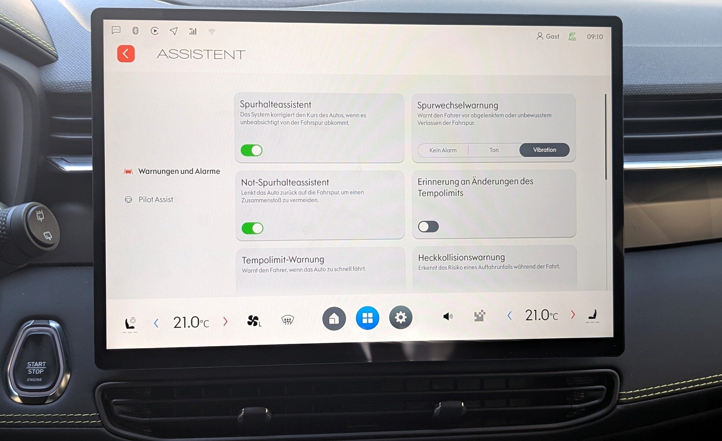 Lynk & Co 01 Assistenzsysteme