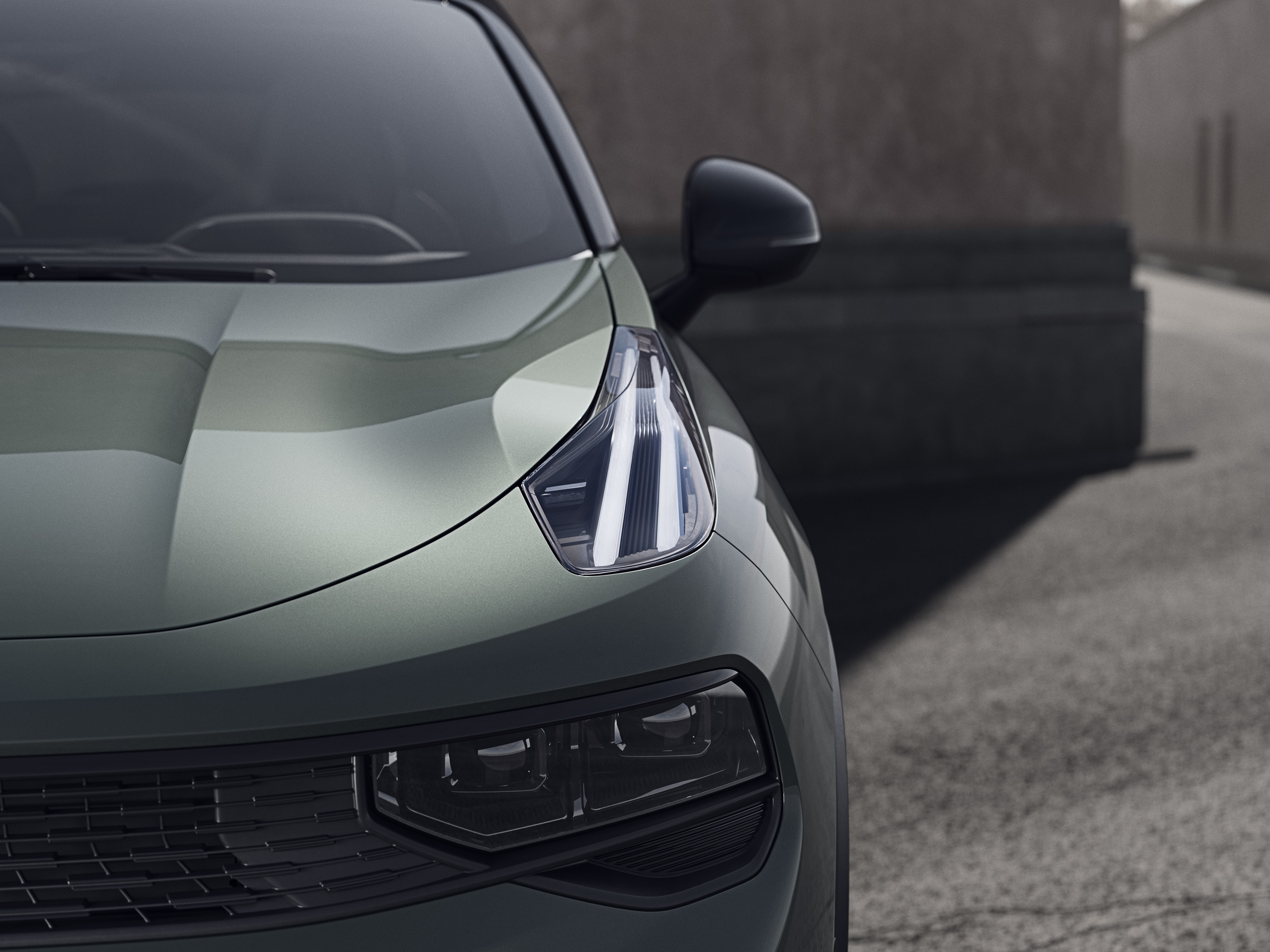 Lynk & Co 01 Front